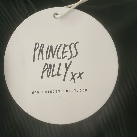 Princess Polly Weekend Love Top Black NWT size 6 - Picture 5 of 12